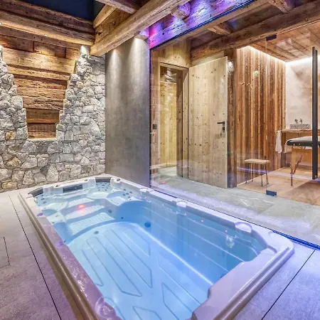 Holiday home Casa Vacanze Via Guglielmo Marconi Courmayeur