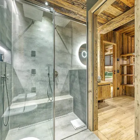 Casa Vacanze Via Guglielmo Marconi Holiday home Courmayeur