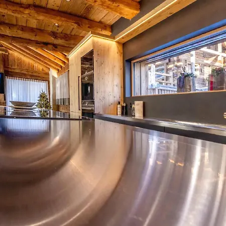 Casa Vacanze Via Guglielmo Marconi Holiday home Courmayeur