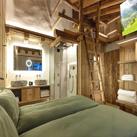 Casa Vacanze Via Guglielmo Marconi Holiday home Courmayeur